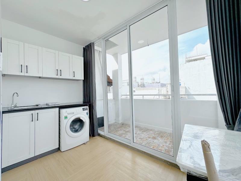 Căn hộ mini ban công lớn nhiều cửa sổ thoáng máy giặt riêng thích quảng đức gần q3,q1 tiện ra hàng xanh - Ảnh 3