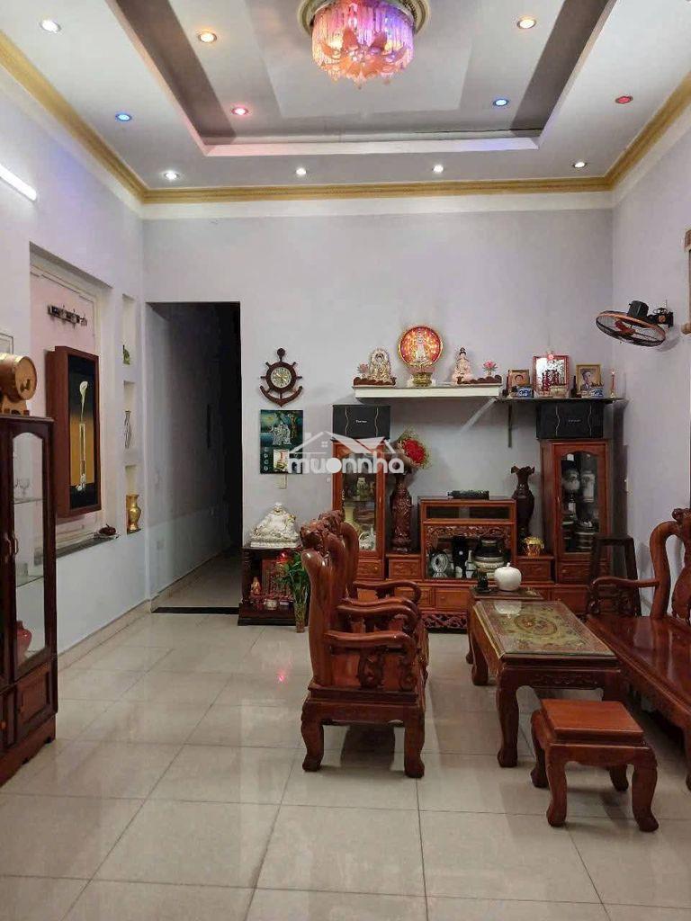 Nhà bình nhâm sân ô tô 175m2 - 3