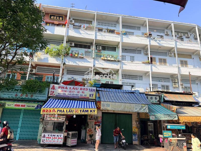 Bán chung cư 819 nguyễn traĩ 83m2 sổ đỏ chỉ 2.4 tỷ 