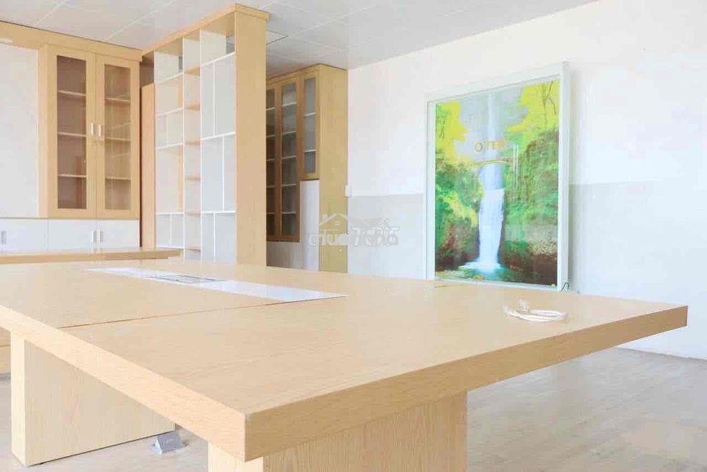 Cho thuê toà nhà 10x20m kc 3,5tấm giá 50trieu/th có hầm xe , thang máy - 3