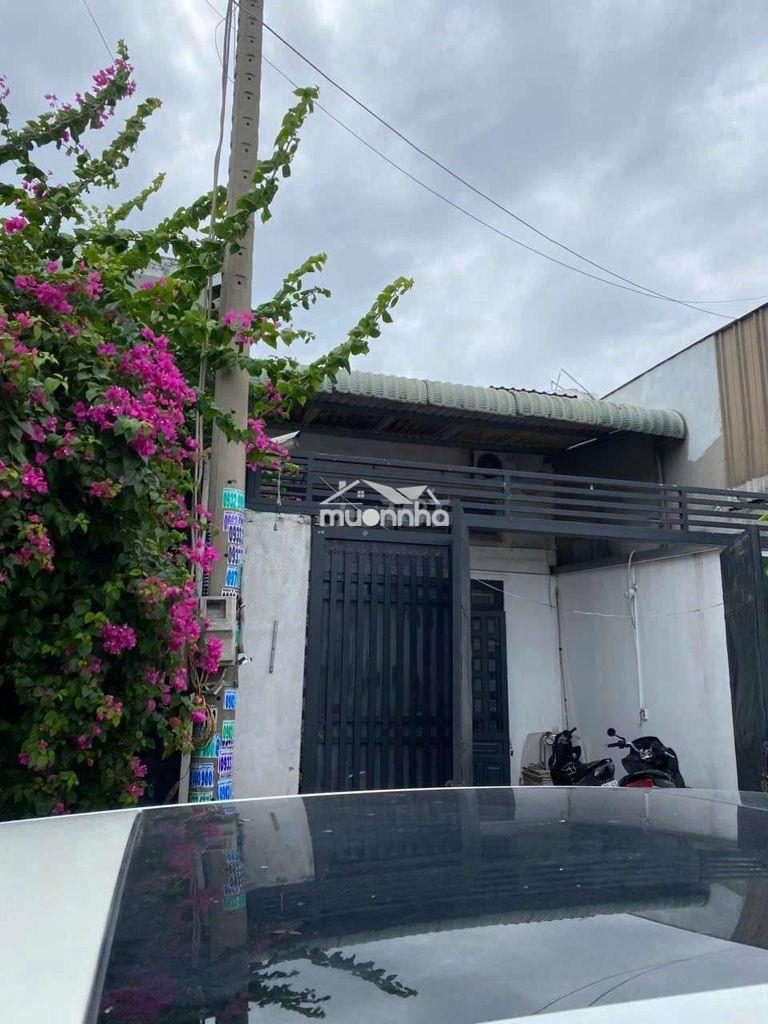 Nhà ở  không chanh chap  mua vào ở khoải sửa  nhà con mới mới sửa đẹp