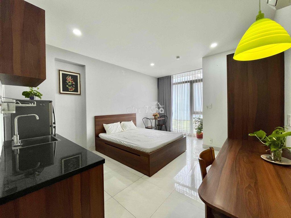 Cho thuê căn hộ cửa sổ lớn, ban công máy giặt riêng - bùi đình tuý - Ảnh 2