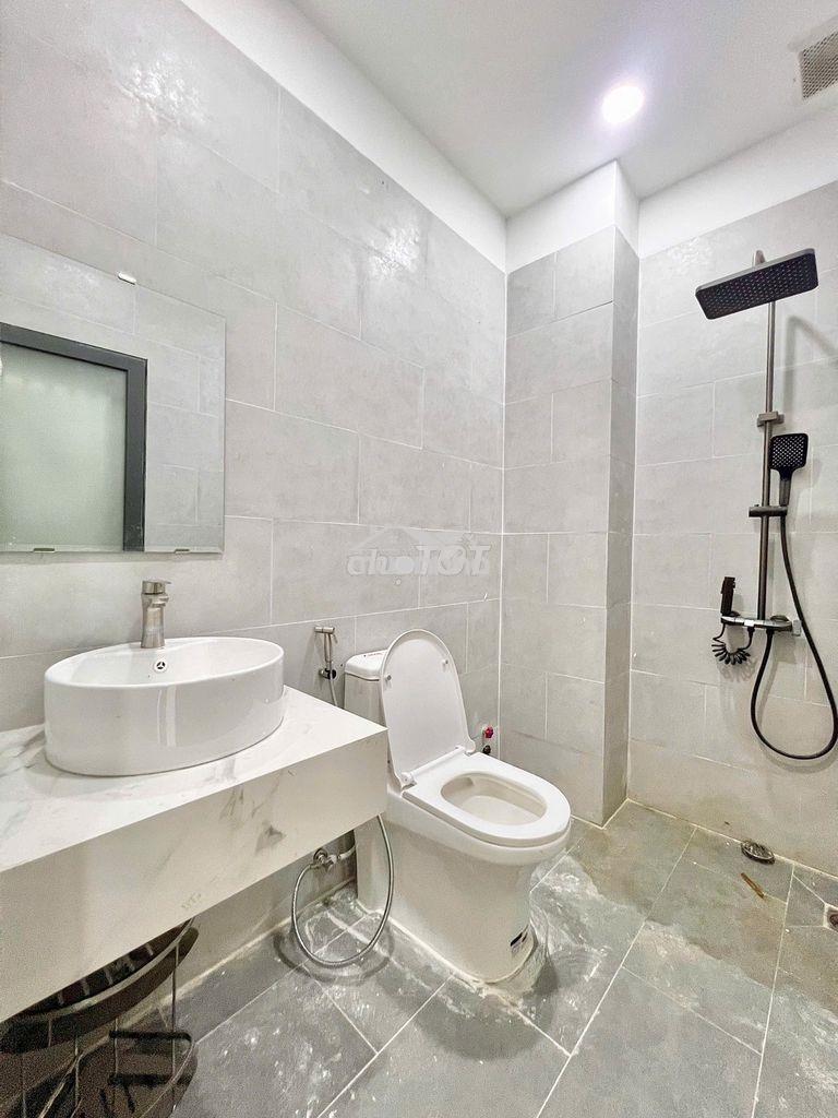 Chdv pn tách bếp nội thất đầy đủ xây mới ban công lấy ánh sáng trời - 3