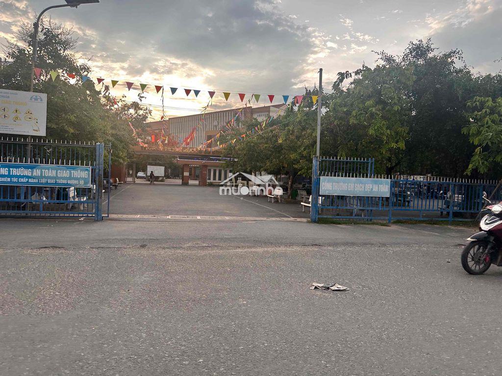 Mặt tiền cổng trường học cấp 1-2 , khu công nghiệp, chợ hài mỹ - Ảnh 2