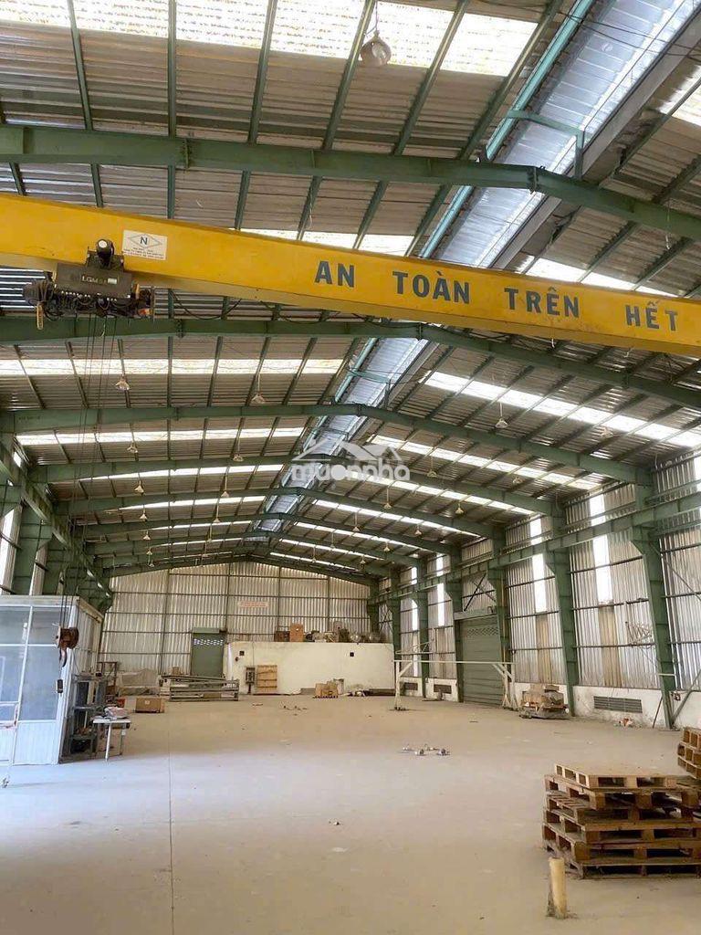 Cho thuê nhà xưởng 1350m2 giá thuê 60 triệu/ tháng