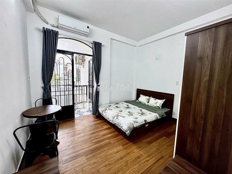Trống sẵn 2pn nội thất mới 100% kế q5, đh mở
