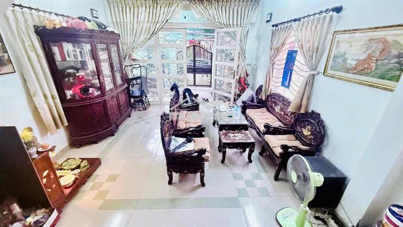 492m2(11.7x40)gấp bán chdv 6 tầng thang máy dòng tiền 150tr/tháng hxt