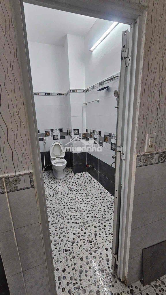Cho thuê nhà trệt lầu mặt tiền đường hai bà trưng (đường cũ) – tp.hcm - 4