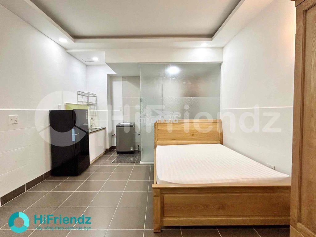 Studio cửa sổ trời full nội thất gần đầm sen có máy giặt riêng - 3