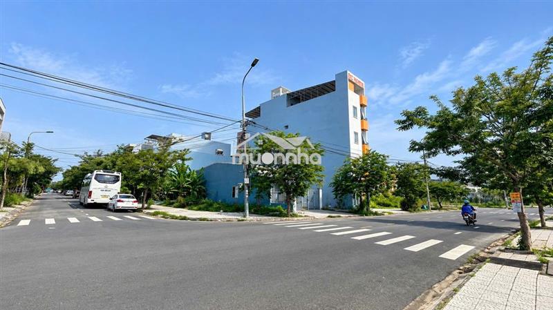 Bán lô góc 2 mặt tiền đường 10.5m lê sỹ kđt hòa xuân view công viên