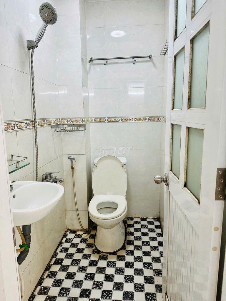 Phòng 45m2 bancon, có 1pn riêng, + gác lửng.  - Ảnh 3