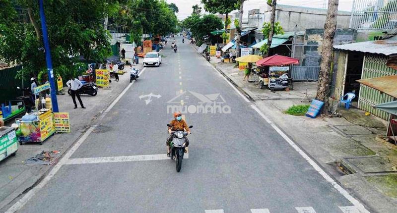 Nhà phố hai mặt tiền kinh doanh ngay trung tâm thành phố mới
