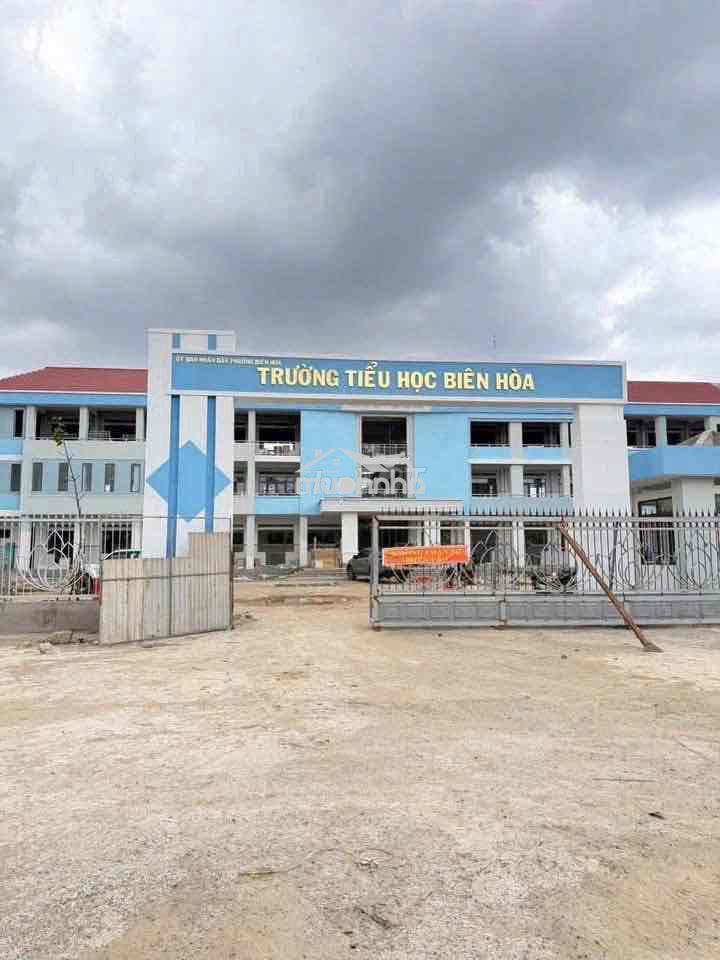 Bán lô đất rộng gần trường học p. biên hòa ( hóa an cũ)