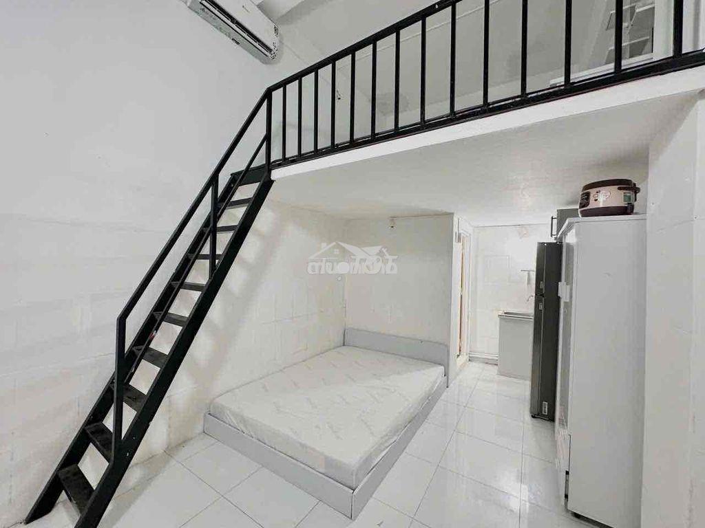 Cho thuê phòng gác cao 2m ngay trệt chu văn an - 3