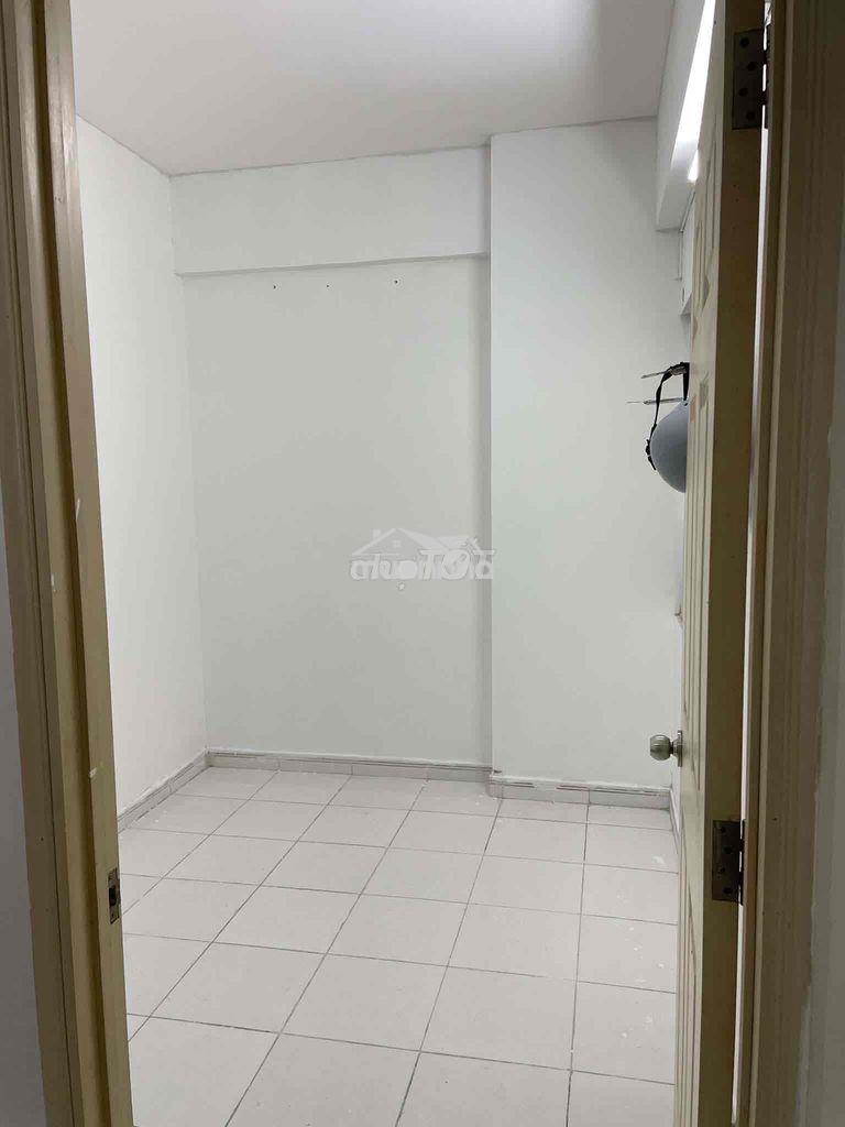 Cho thuê căn hộ hqc plaza, nguyễn văn linh 2pn 2wc giá rẻ - 3
