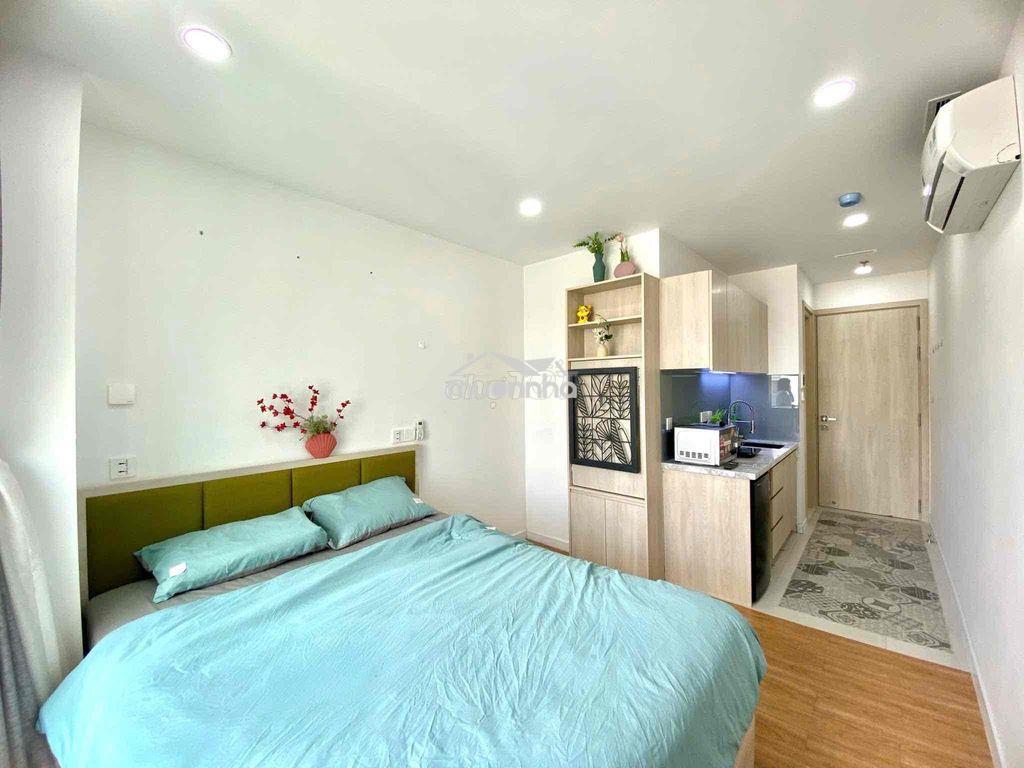 Cho thuê căn hộ ban công tại lê văn sỹ q3 gần ueh, đhsg, dinh độc lập - 2