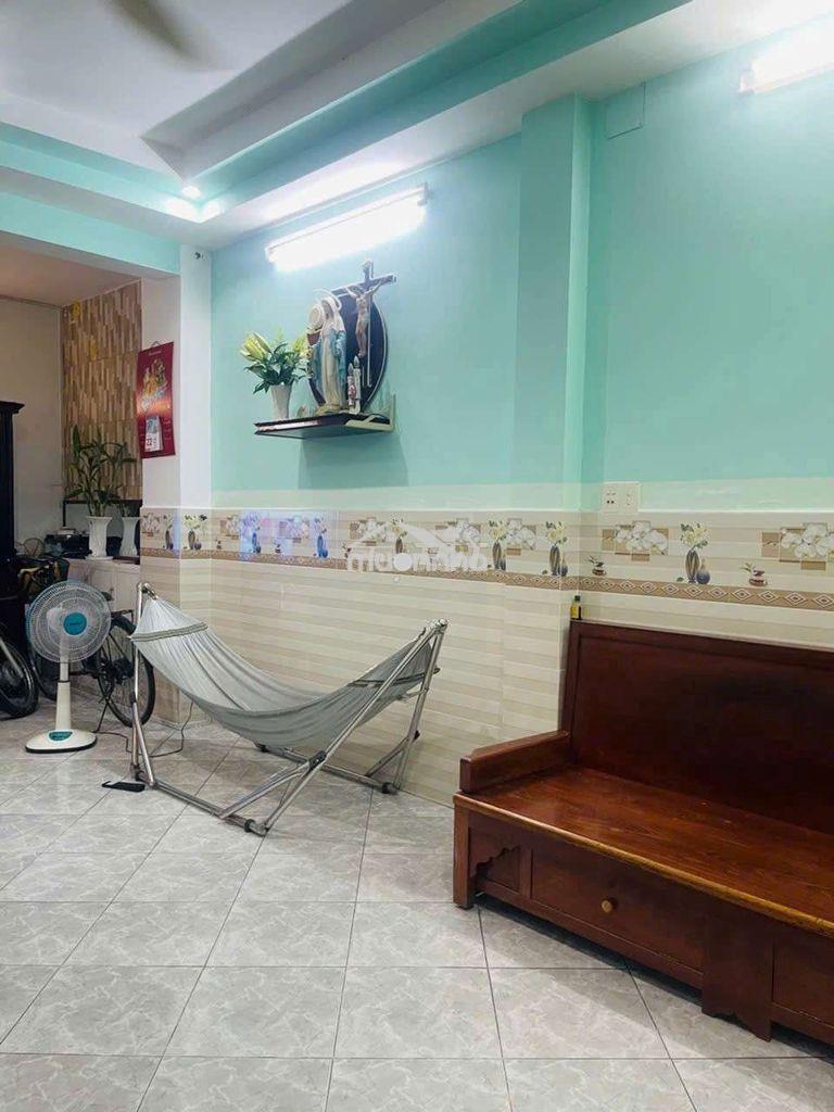 4.5m x 11m, mặt tiền khu bắc hải - chấn hưng - ngay công viên - 3