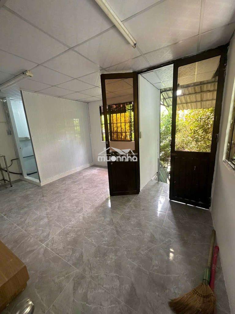 Cho thuê phòng 28m2 pn riêng pk rộng nhiều của sỏ mai xuân thưởng bt - Ảnh 2
