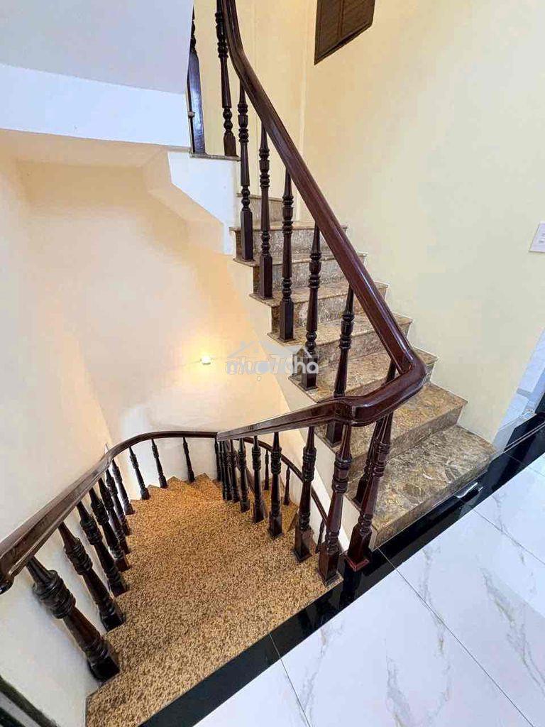 Nhà đẹp âu cơ - quận 11