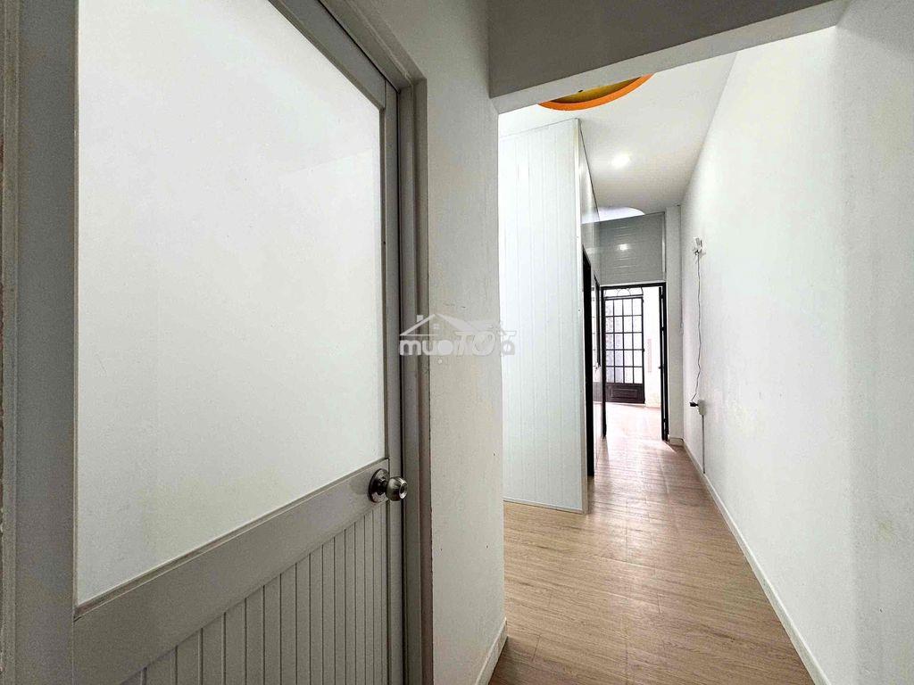 Cho thuê 2pn ban công ngay sư vạn hạnh quận 10 - Ảnh 2