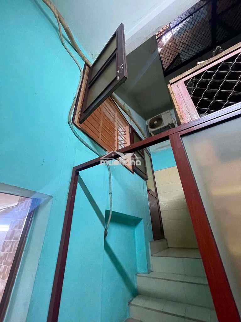 Cư xá ngay chợ phùng hưng 3pn 2máylạnh điện nước nhà nước - Ảnh 4