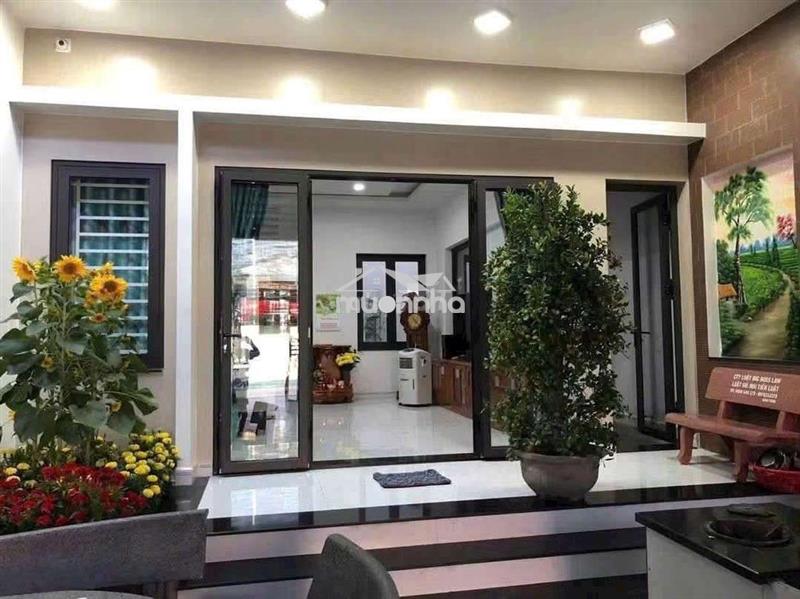 Cho thuê nhà mặt tiền ở kinh doanh buôn bán