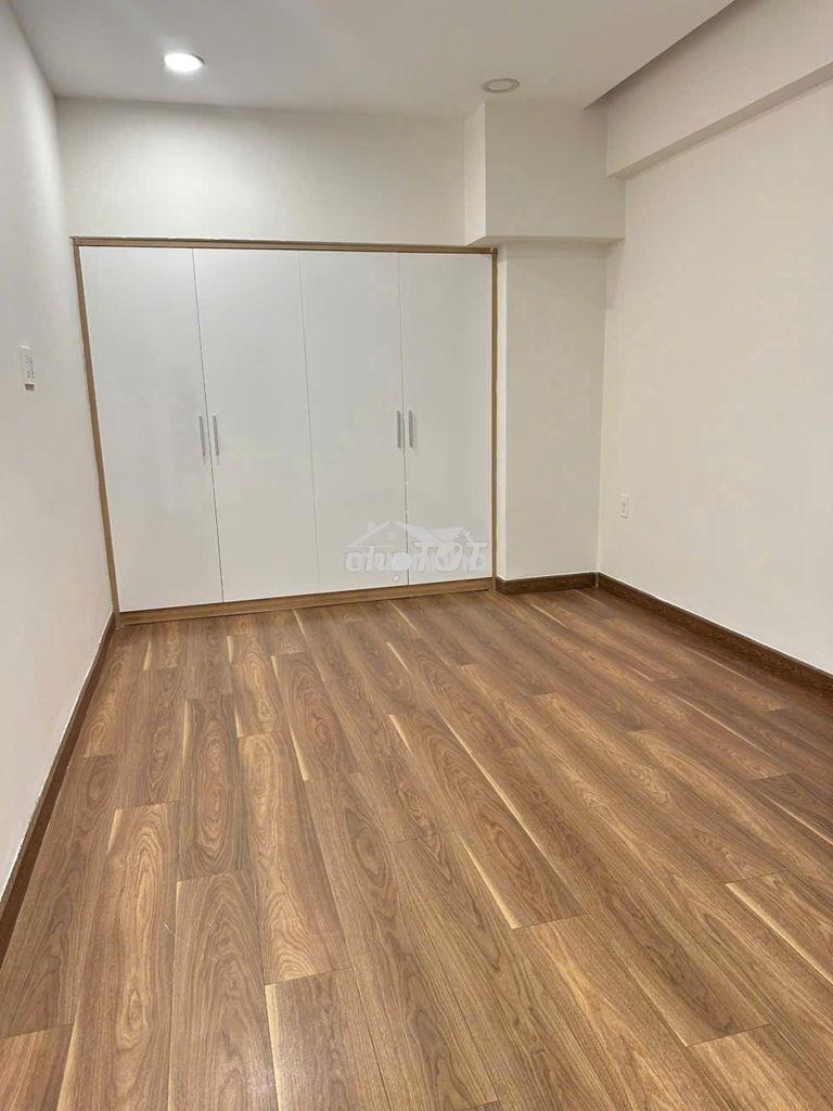 Bán căn hộ phú mỹ thuận. dt 144m, trệt, lầu, 3pn, tiện ở, buôn bán - 3