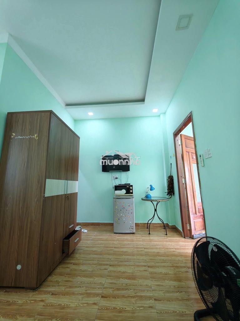 Cho nữ thuê phòng trọ khu vực q1