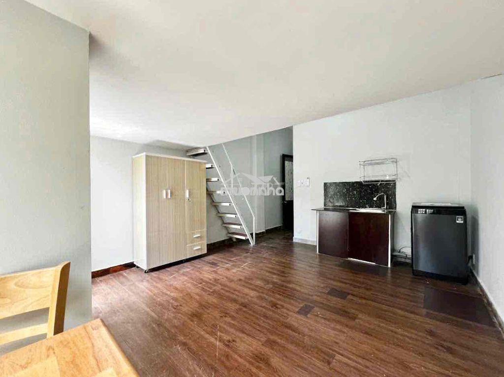 Duplex ban công ngay bàn cờ - Ảnh 4