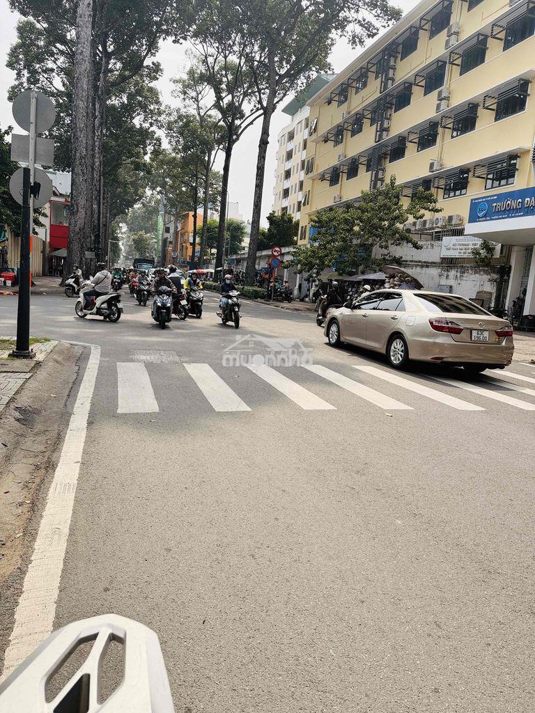 Nguyễn trãi q5, giáp nguyễn văn cừ q1, 3 tầng, chỉ hơn 6 tỷ