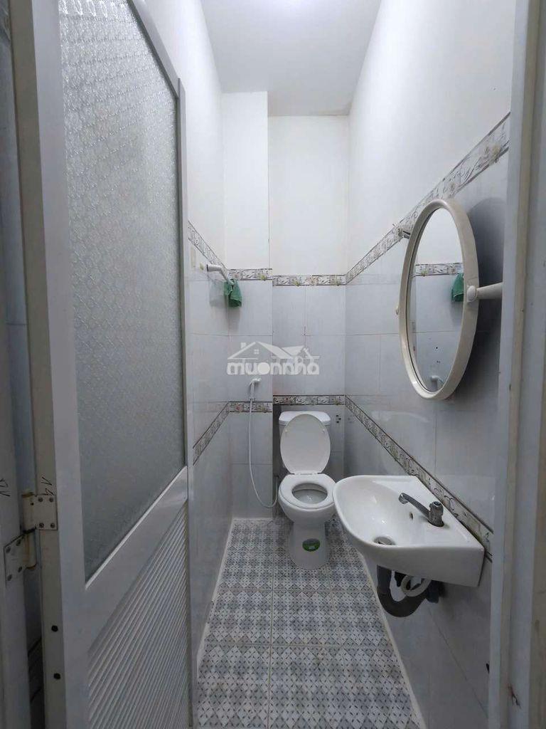 Cho thuê nhà an dương vương q6 - bà hom - 8trieu - 2pn có máy lạnh - Ảnh 4