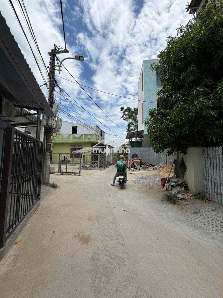 2lô liền kề bình kỳ, ôtô tận nơi, gần chợ, đất sạch đẹp