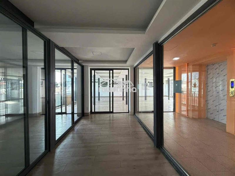 🔥Hott sàn văn phòng ngay trần não 120m2👉 zá 35 triệu