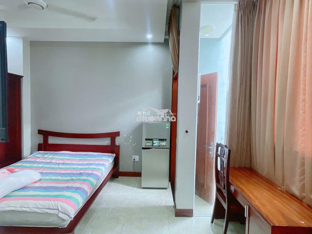 Phòng ban công full nội thất ngay sân bay tsn, an ninh giờ tự do - Ảnh 2