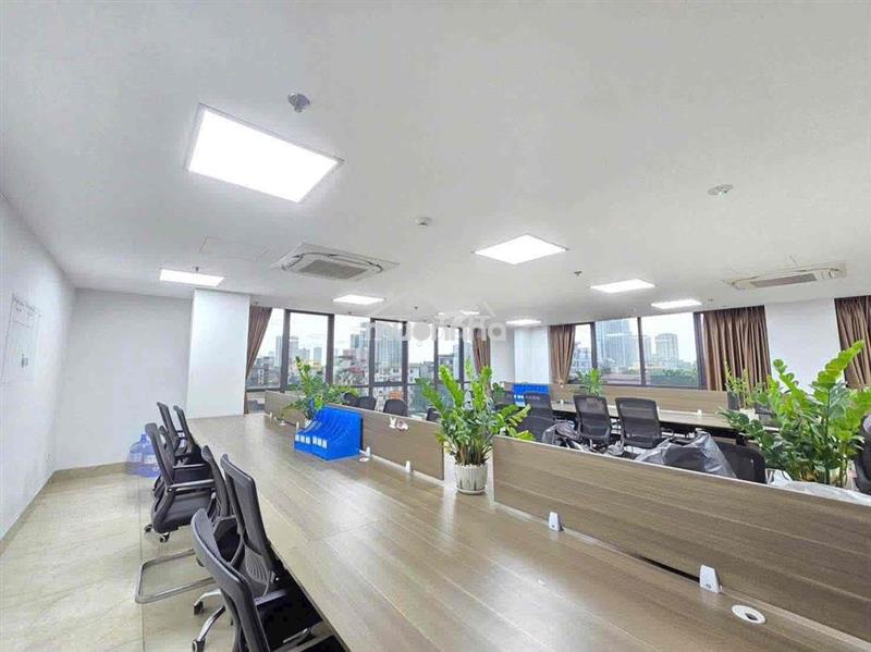 Cho thuê văn phòng 170m2
