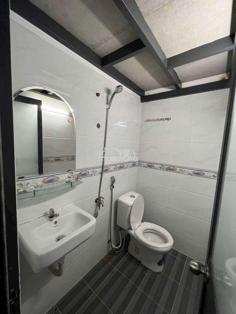 Cho thuê phòng mới sạch sẽ có nhà xe riêng - 3