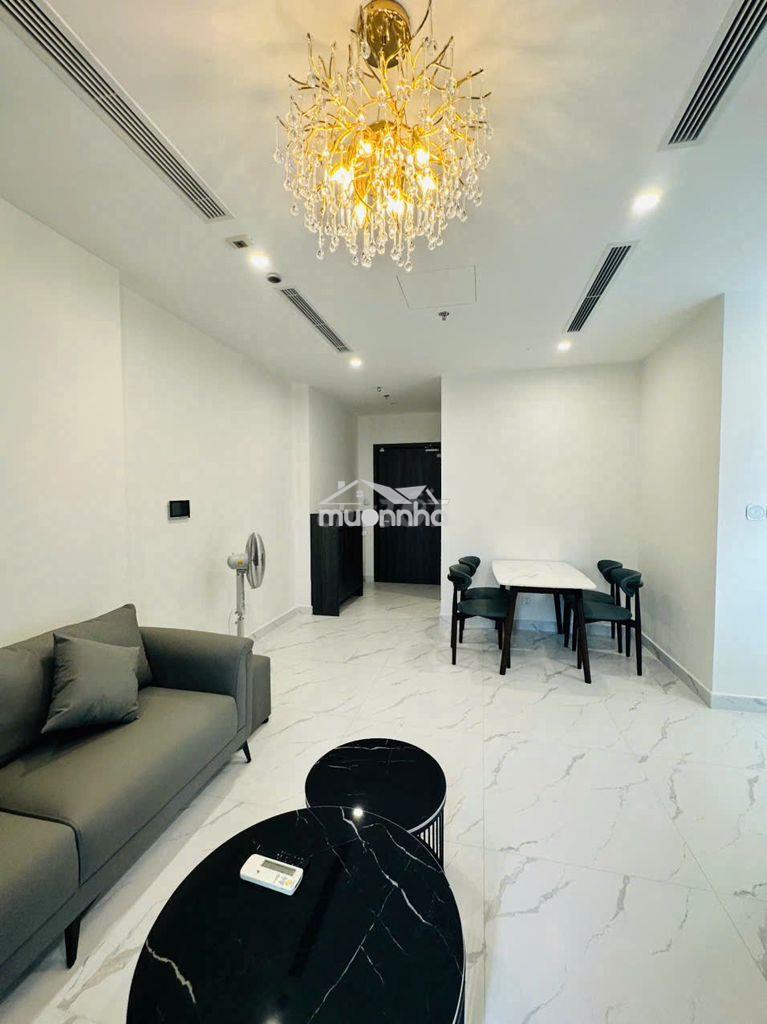 The opus one cho thuê 2pn full luxury  - view bể bơi vô cực