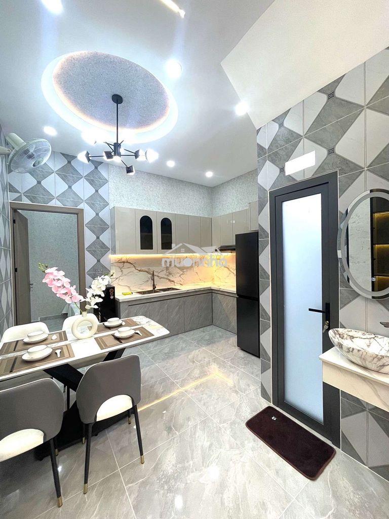 Nhà đẹp 2 tầng gần e mart - 51m² hxh - 3pn - nhỉnh 6 tỷ  - 2