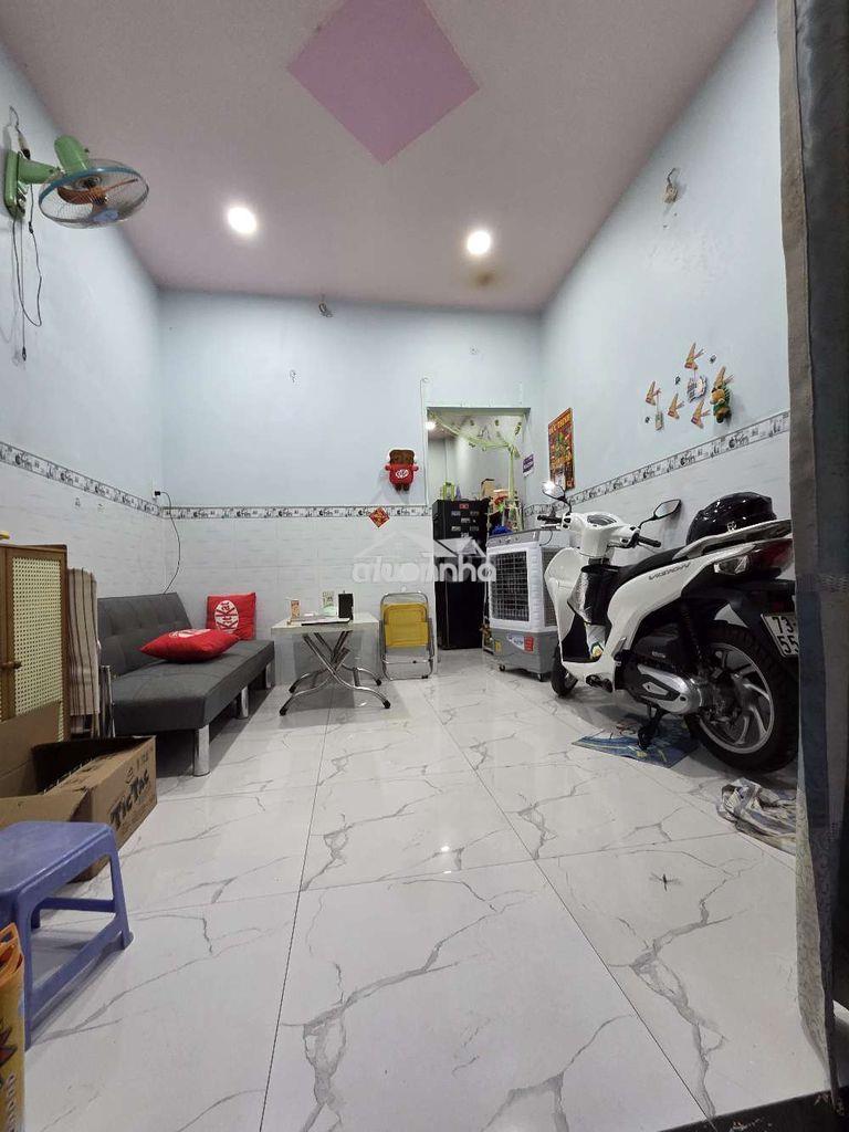 Cần bán dãy nhà phố liền kề có sân rộng, cách cầu ng văn cừ q1 chỉ 2km - 2