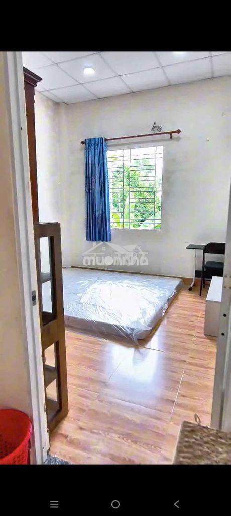 Cho thuê nhà dt rộng 11x12m gần sông mát mẻ, kế bên vạn phúc, gần ql13 - 4