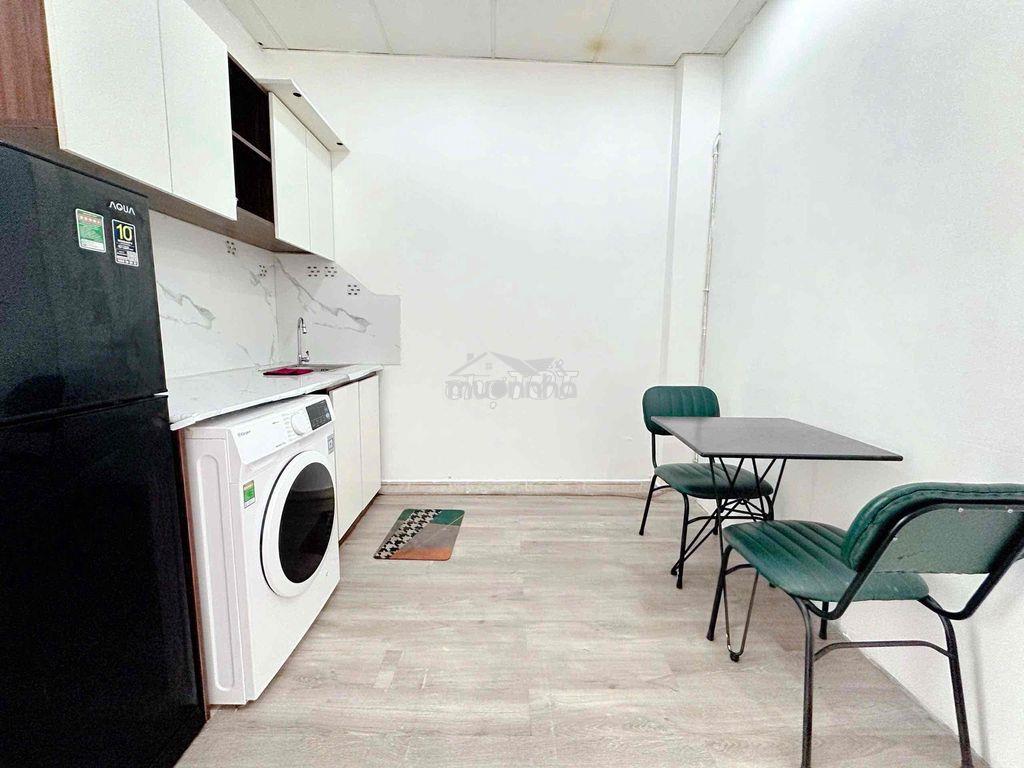 Cho thuê căn 2pn1wc cửa sổ trời thang máy full nt ở điện biên phủ q10 - Ảnh 2