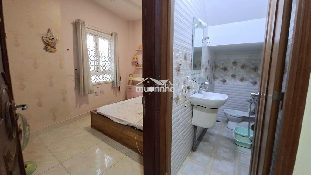 Hơn 5 tỷ, nhà khu vip bình thọ ngã tư thủ đức, có 3 tầng, bãi xe ô tô - 3