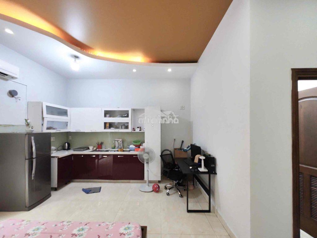 Căn hộ trệt - ban công siêu to - thoáng - full nt phạm hùng giáp q8 - 3