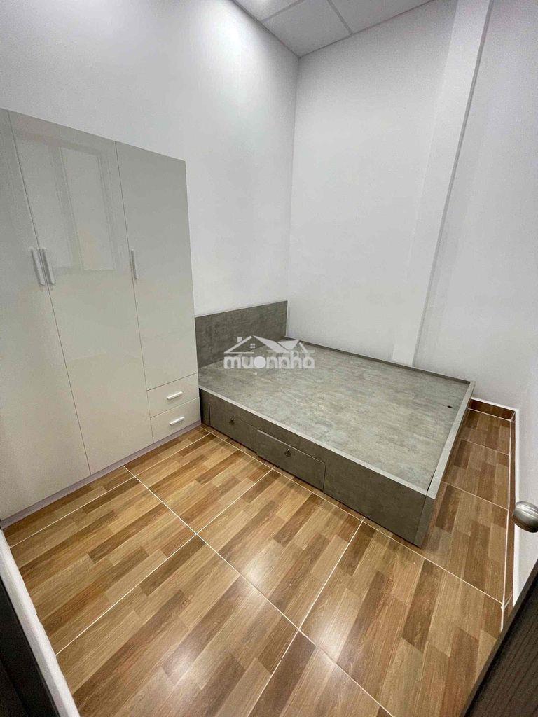 Nhà 45m2 cấp 4 - 2 phòng sẵn nội thất, sân rộng rãi 12m2 - giá 8,9tr - Ảnh 3