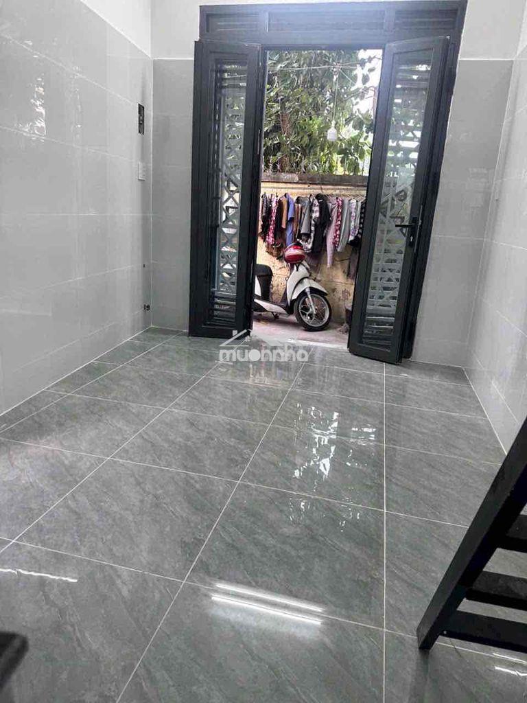 Vị trí: 146 an dương vương - nhà góc  ngay sát ngã tư võ văn kiệt và a - 4