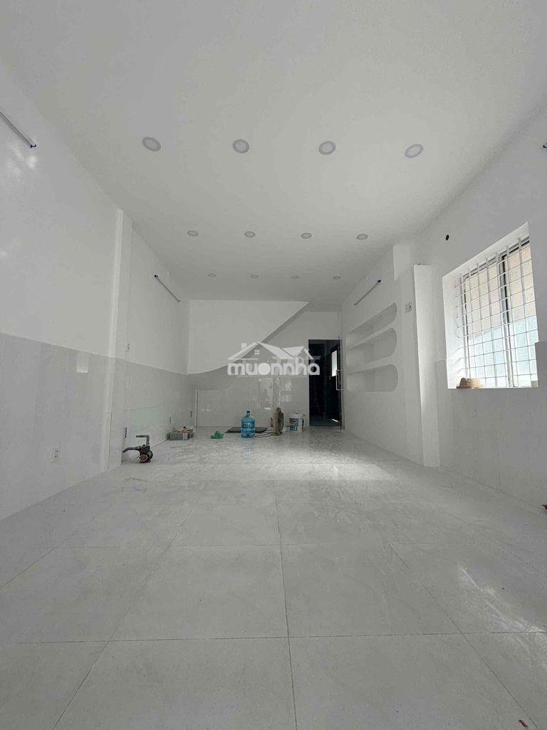 Cho thuê nhà mt cư xá lữ gia q11. 3 tầng 4pn