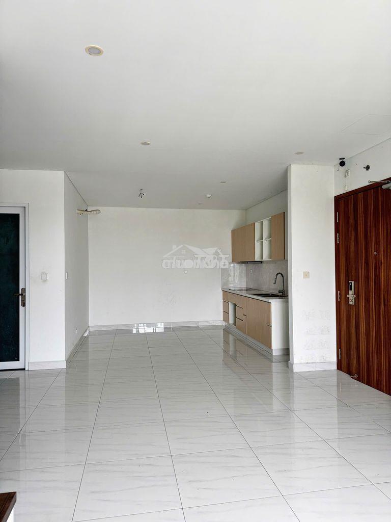 Cho thuê căn góc 3pn nhà trống có rèm giá 12 triệu/tháng - 2