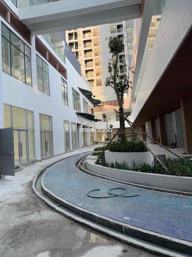 Cho thuê căn d-aqua 2pn 1wc có nội thất. giá 11tr/tháng