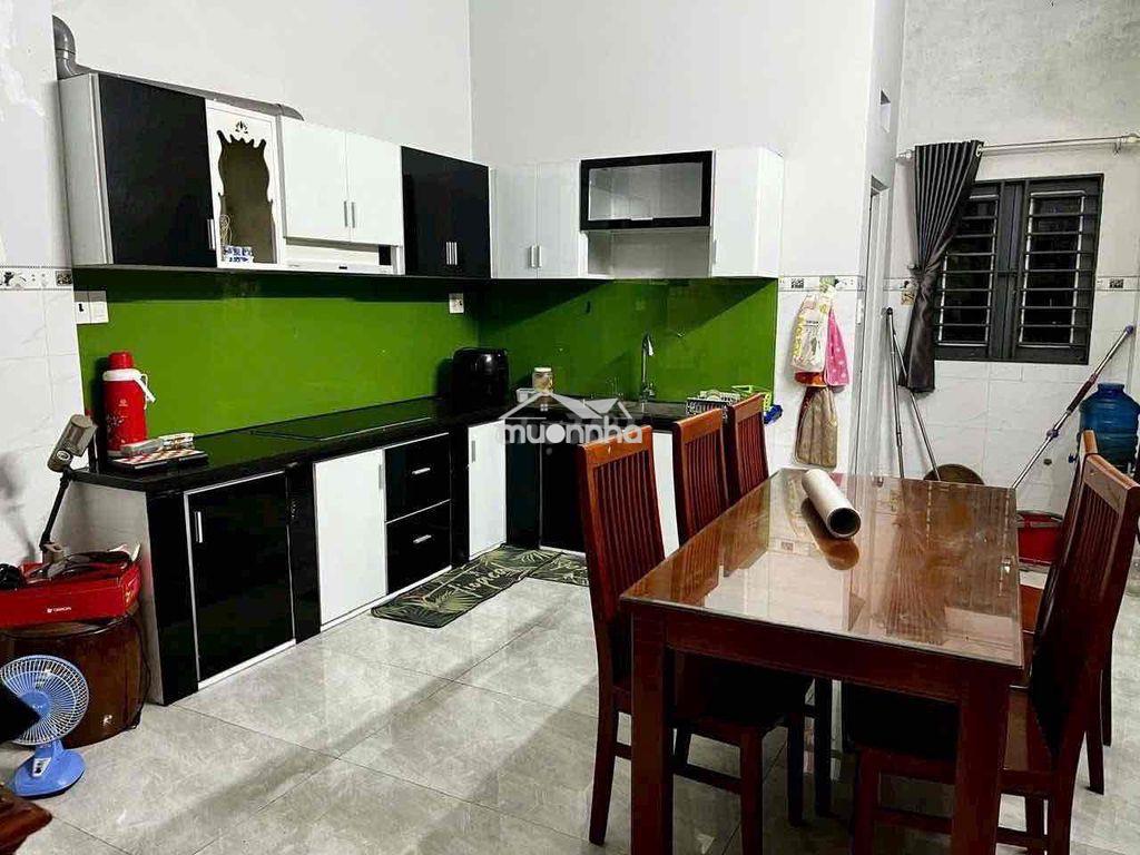 Nhà mới _nội thất cơ bản _2 lầu_ngay chung cư picity - 2