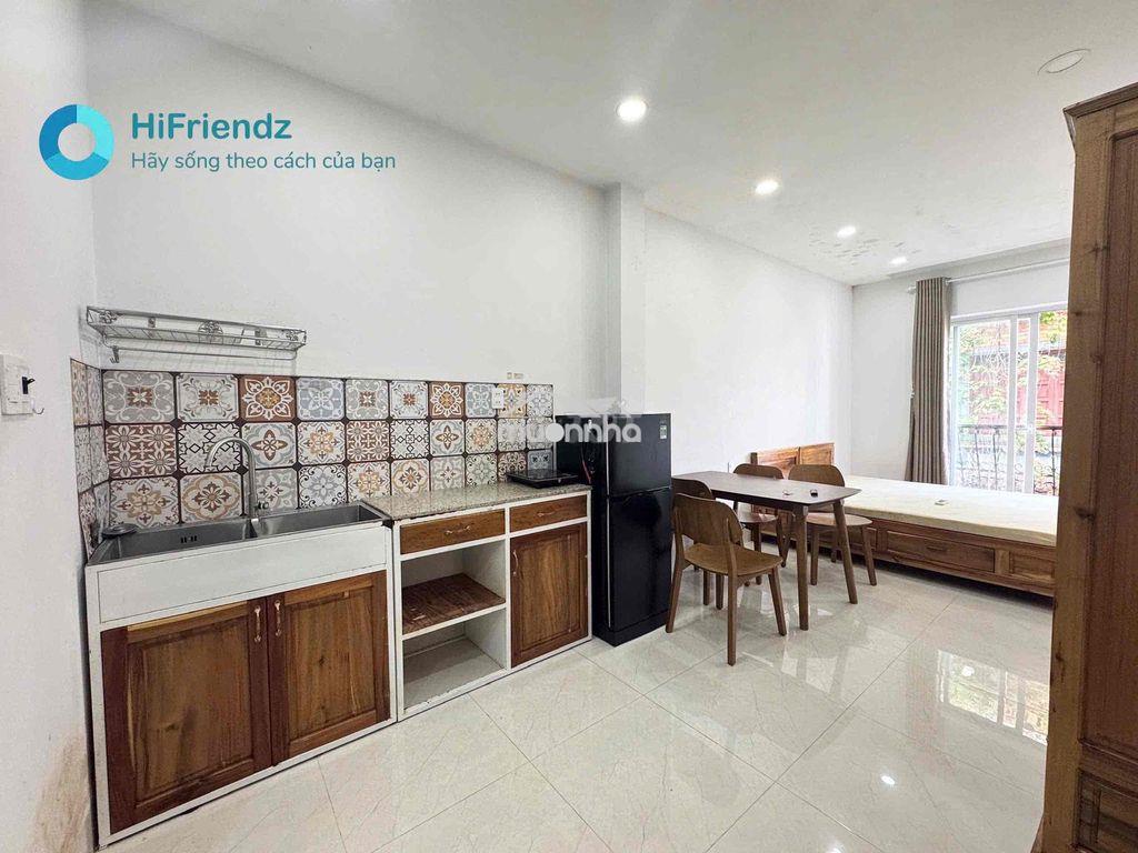 Studio ban công siêu rộng - Ảnh 3